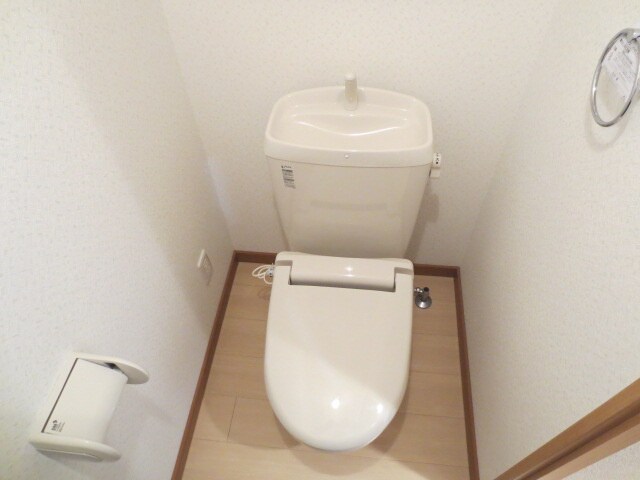 物件内観写真15　(トイレ)