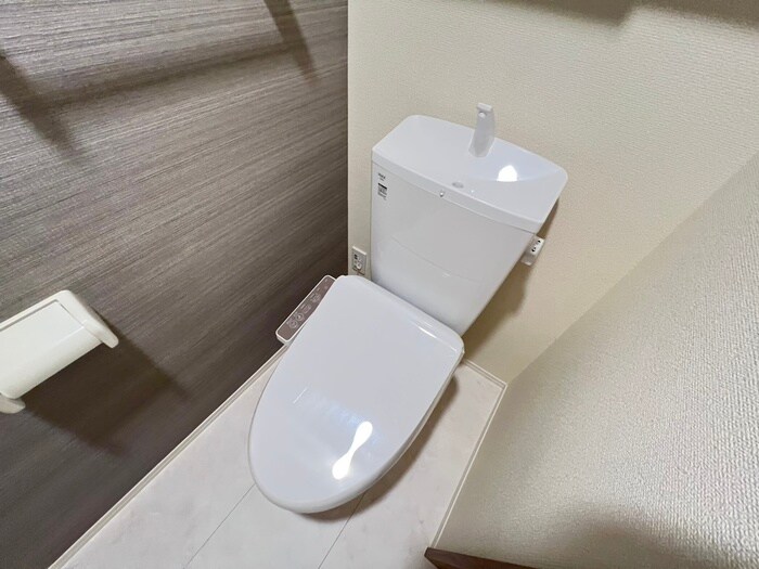 物件内観写真12　(トイレ)