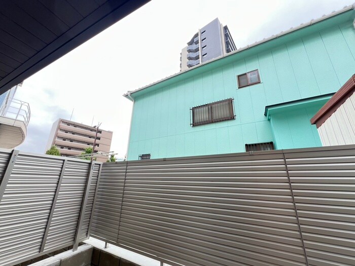 物件内観写真16　(室内からの展望)