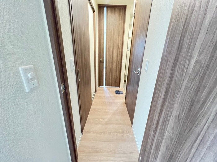 物件内観写真19　(廊下)
