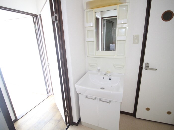 物件内観写真15　(洗面)