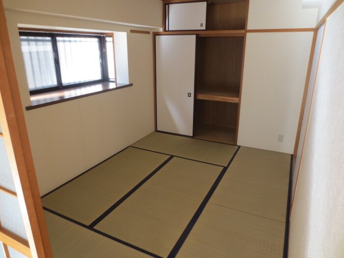 物件内観写真12　(居室)