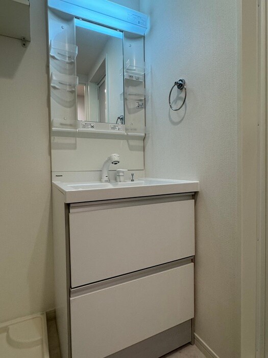 物件内観写真13　(洗面)