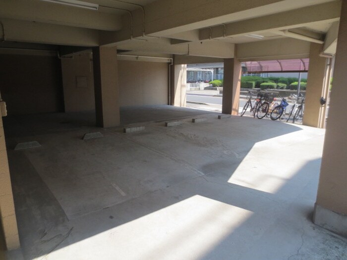 物件外観写真4　(周辺環境)