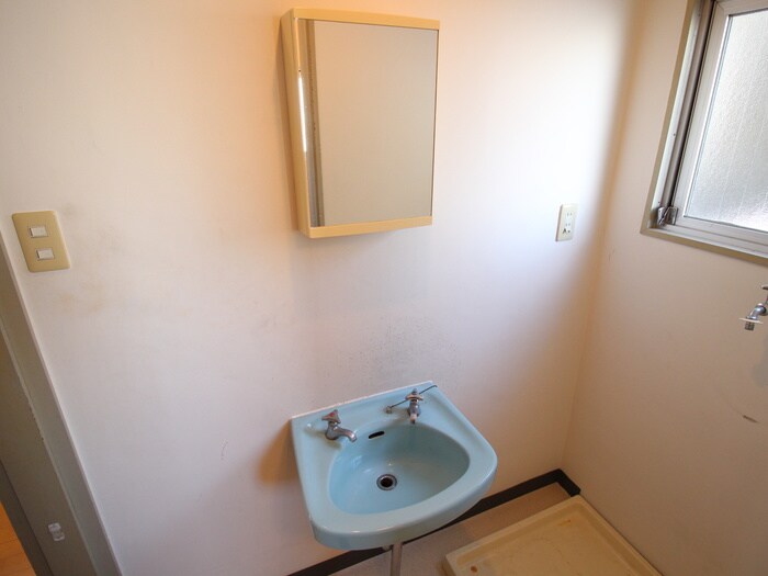 物件内観写真13　(洗面)