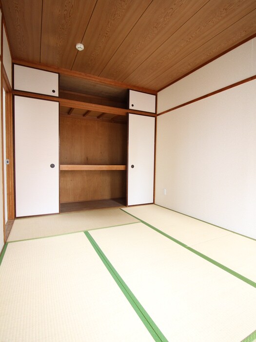 物件内観写真18　(居室)