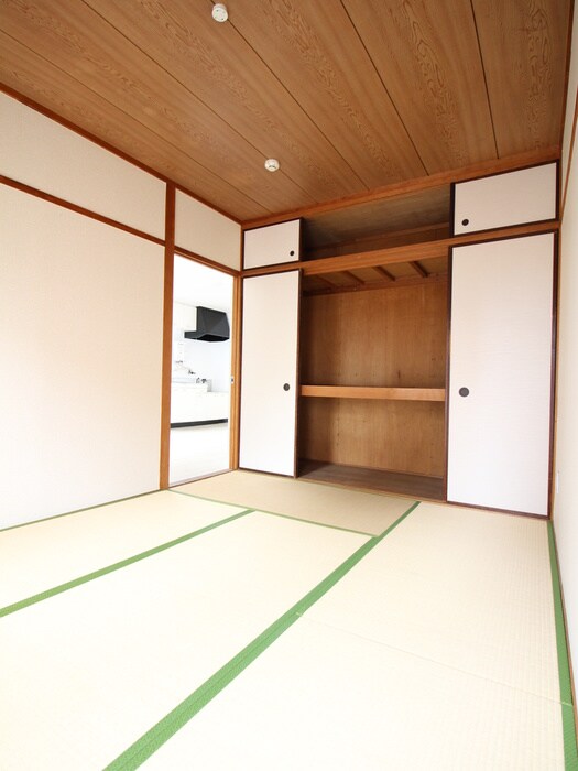 物件内観写真21　(居室)