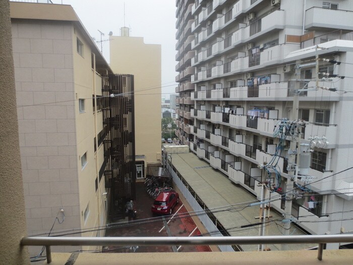 物件内観写真22　(室内からの展望)