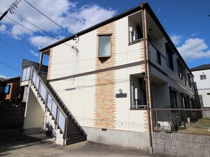 ム－ニ－高島外観写真