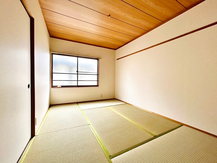 物件内観写真10　(居室)