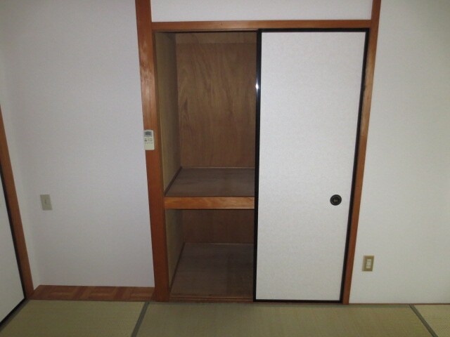物件内観写真9　(収納)