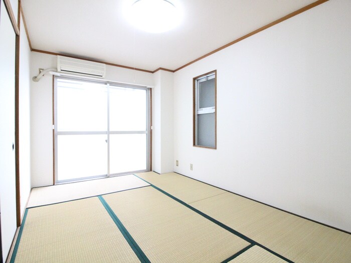 物件内観写真9　(居室)