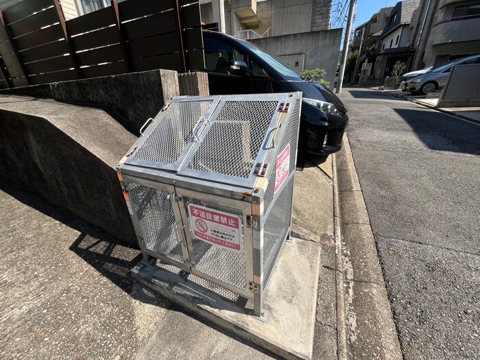 物件外観写真4　(建物設備)