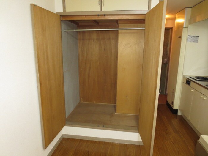 物件内観写真10　(収納)