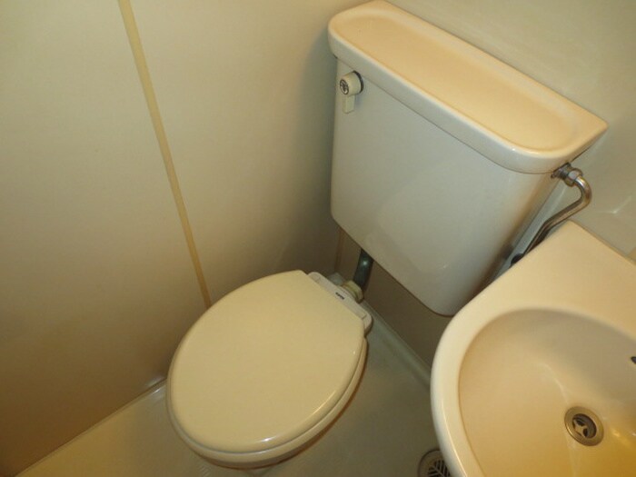 物件内観写真11　(トイレ)