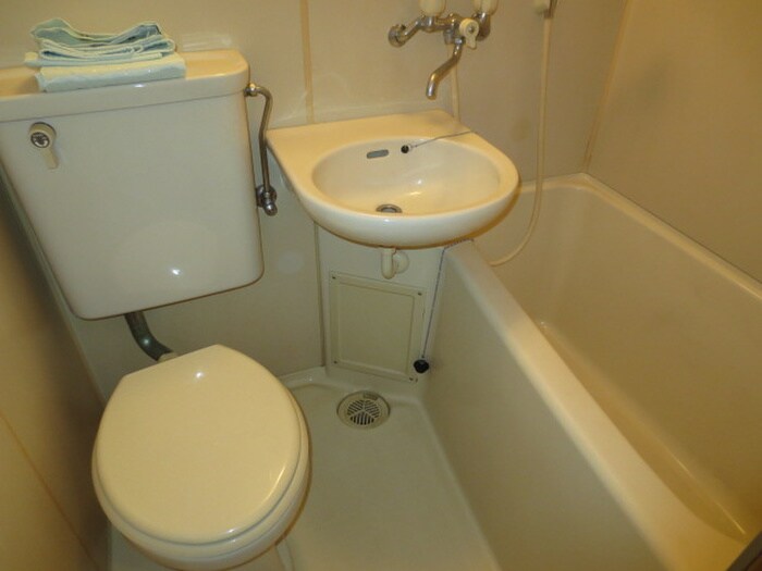 物件内観写真12　(洗面)