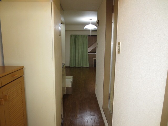 物件内観写真15　(廊下)