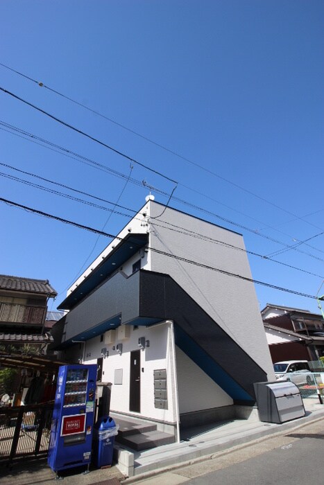 物件外観写真1　(外観写真)