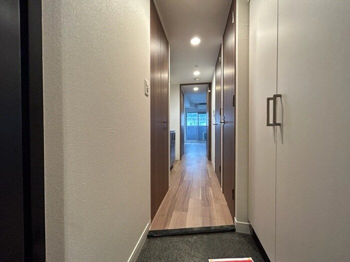 物件内観写真21　(玄関)