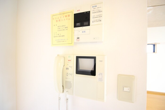 物件内観写真20　(廊下)