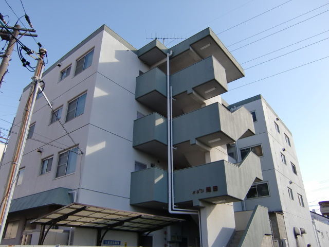 メゾン岡田