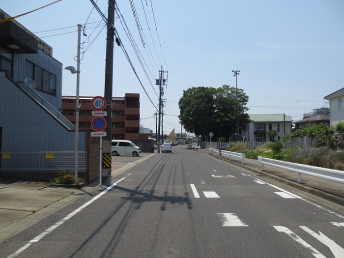 物件外観写真5　(周辺環境)