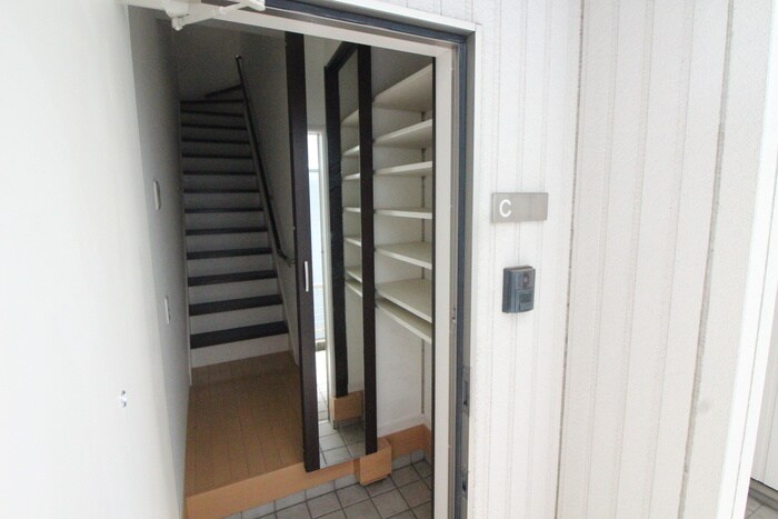 物件内観写真16　(靴箱)