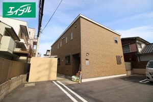 ア－バンコ－ト亀城外観写真