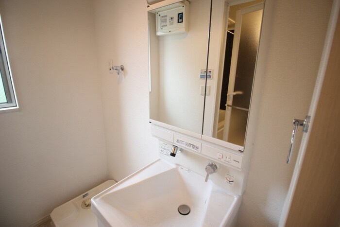 物件内観写真10　(洗面)