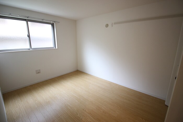 物件内観写真21　(居室)