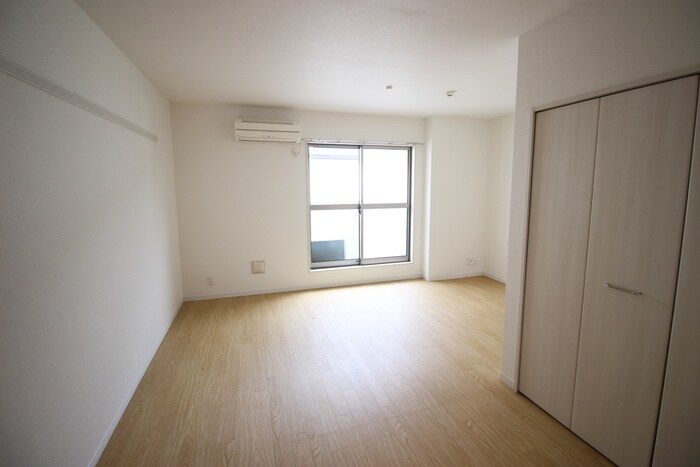 物件内観写真22　(居室)