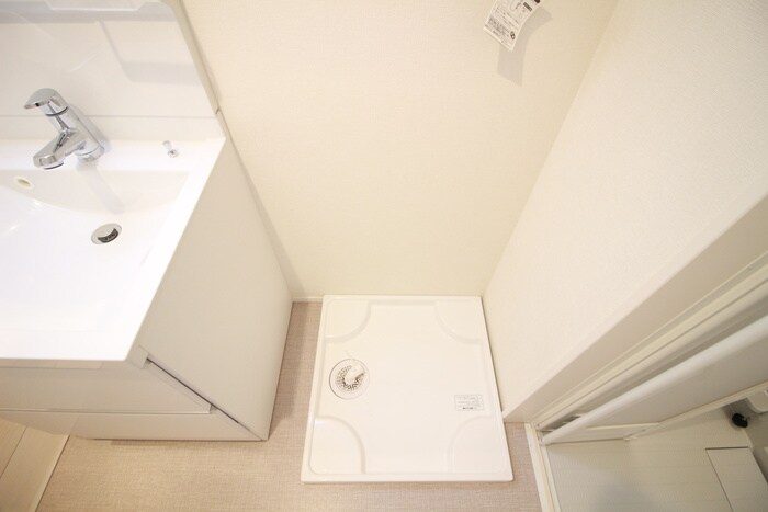 物件内観写真13　(洗濯機置場)