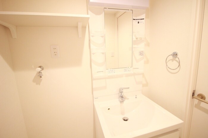 物件内観写真15　(洗面)