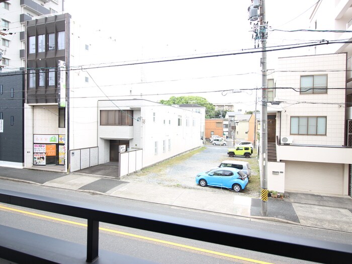 物件内観写真18　(室内からの展望)