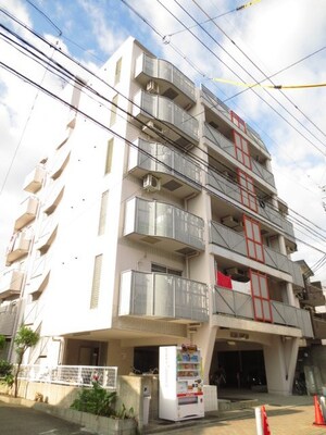 ｱｷｭﾗﾊﾟ-ｸｻｲﾄﾞ須賀町（４０１）外観写真