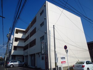 丸和ビル外観写真