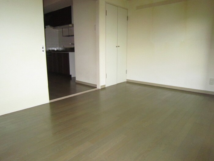 物件内観写真13　(居室)