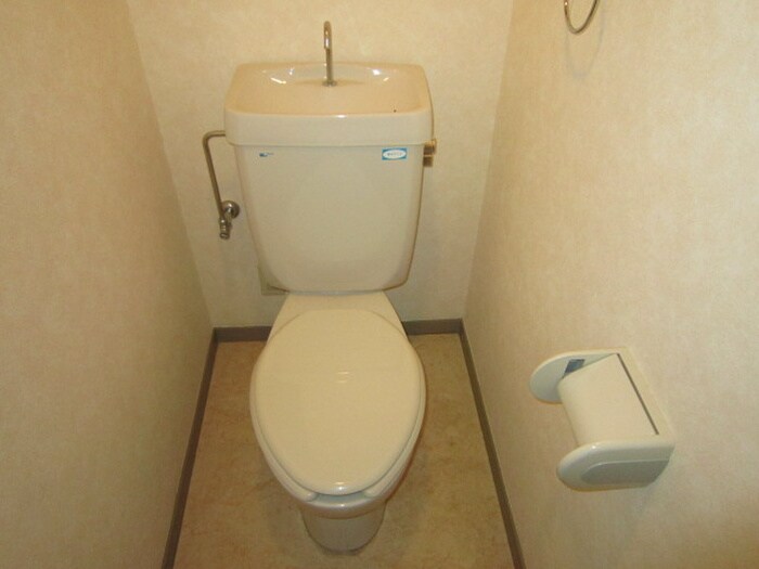 物件内観写真15　(トイレ)