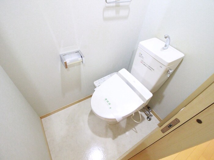 物件内観写真14　(トイレ)