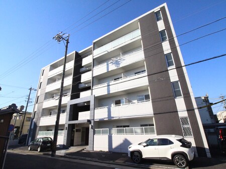 モデルノ外観写真