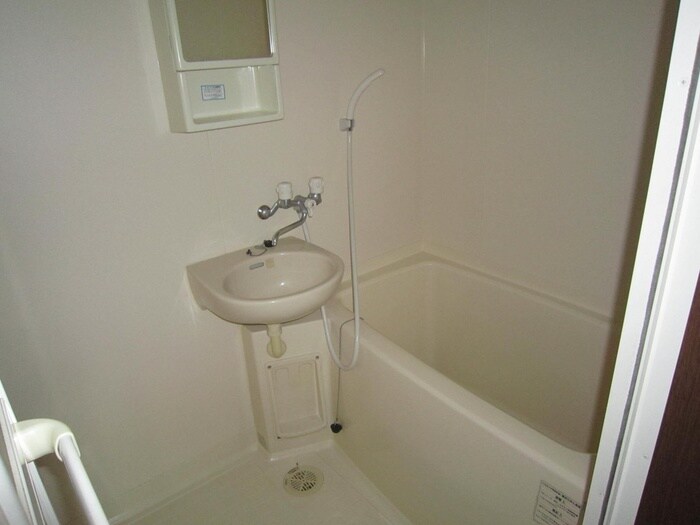 物件内観写真13　(バス／シャワールーム等)