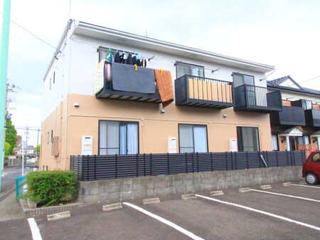 デュープレックス吉川Ⅰ外観写真