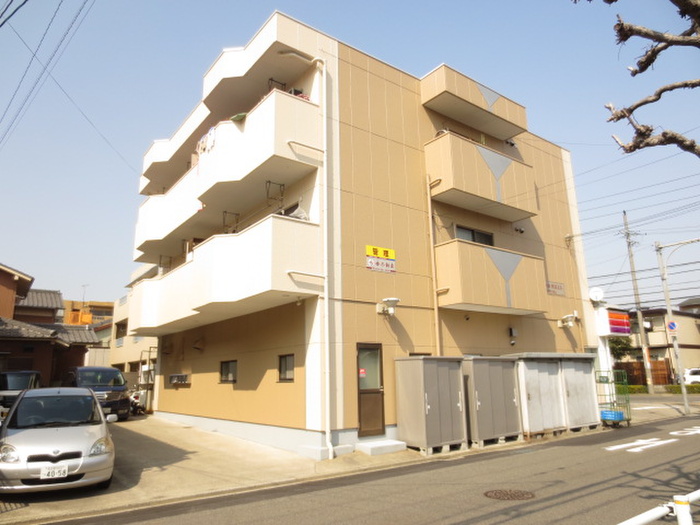 グランドヒルズ貝沼