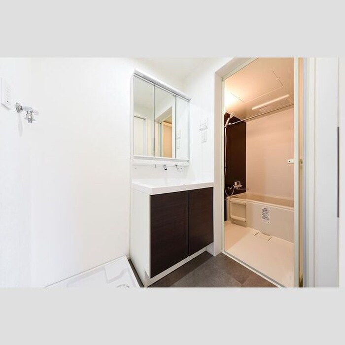 物件内観写真12　(バス／シャワールーム等)