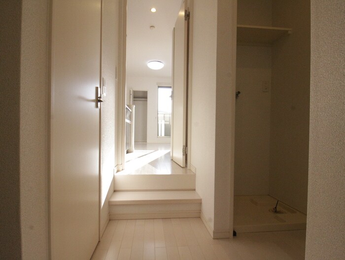 物件内観写真15　(廊下)
