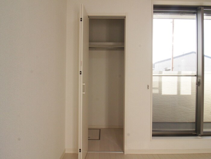 物件内観写真16　(収納)