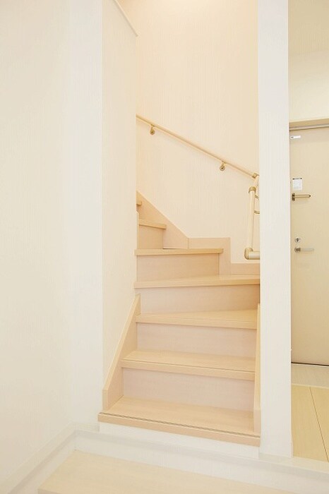 物件内観写真18　(廊下)