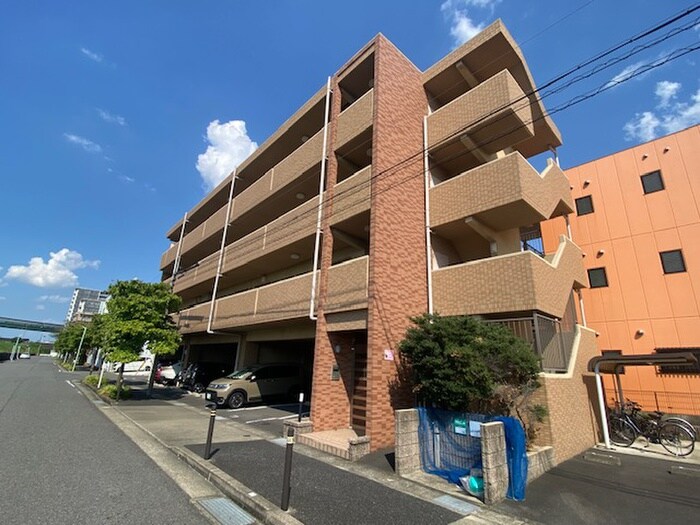 エクセレンス彩の物件外観写真