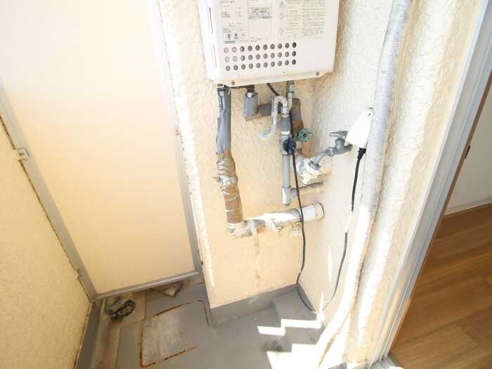 物件内観写真14　(洗濯機置場)