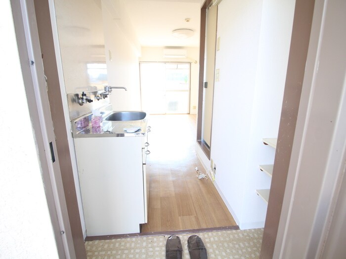 物件内観写真22　(玄関)